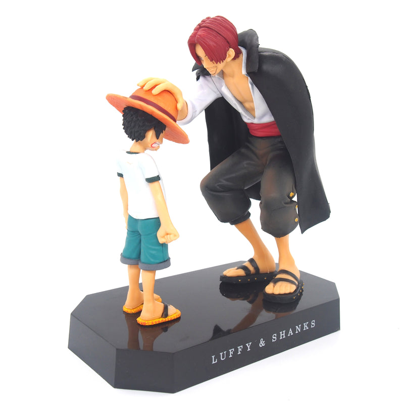 FIGURINE SHANKS ET LUFFY PVC ONE PIECE